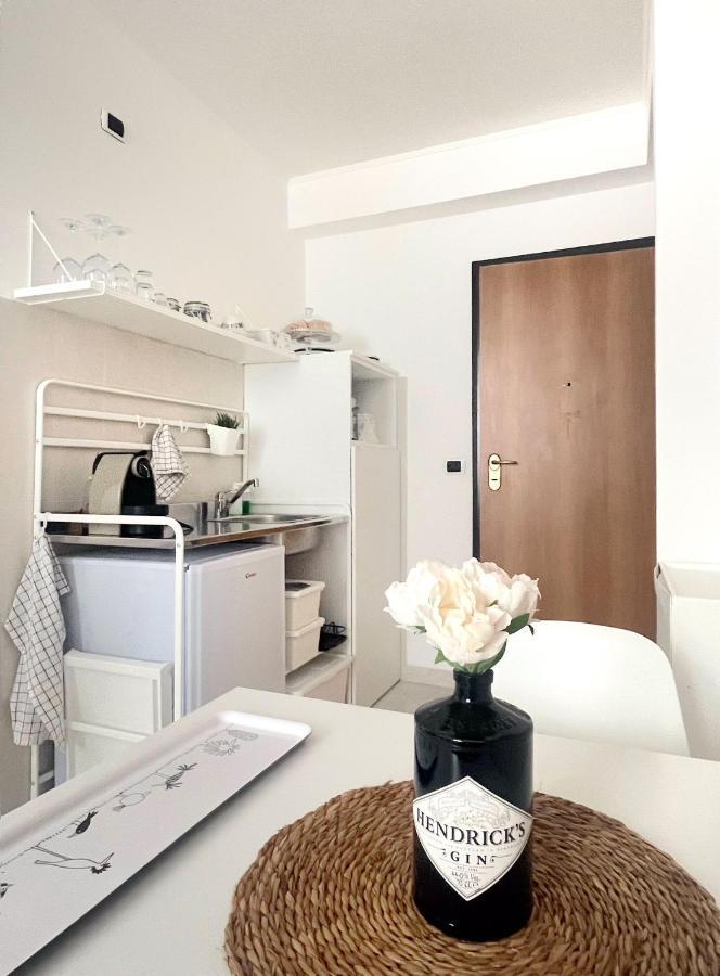 A Casa Di Pizz - Bilocale Con Parcheggio Privato Apartment ซาโวนา ภายนอก รูปภาพ
