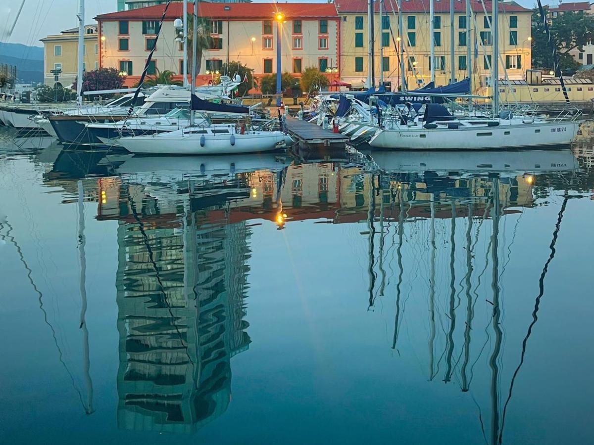 A Casa Di Pizz - Bilocale Con Parcheggio Privato Apartment ซาโวนา ภายนอก รูปภาพ